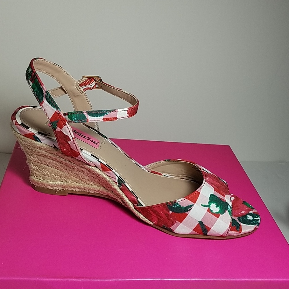 Betsey Johnson Athena Espadrille Wedges - Picture 3 of 5
